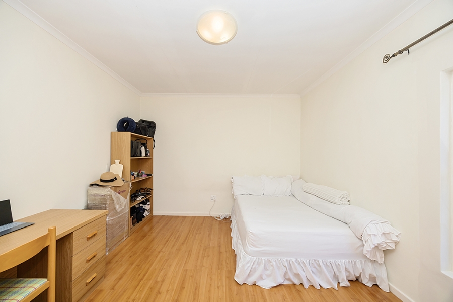 To Let 1 Bedroom Property for Rent in Rondebosch Western Cape